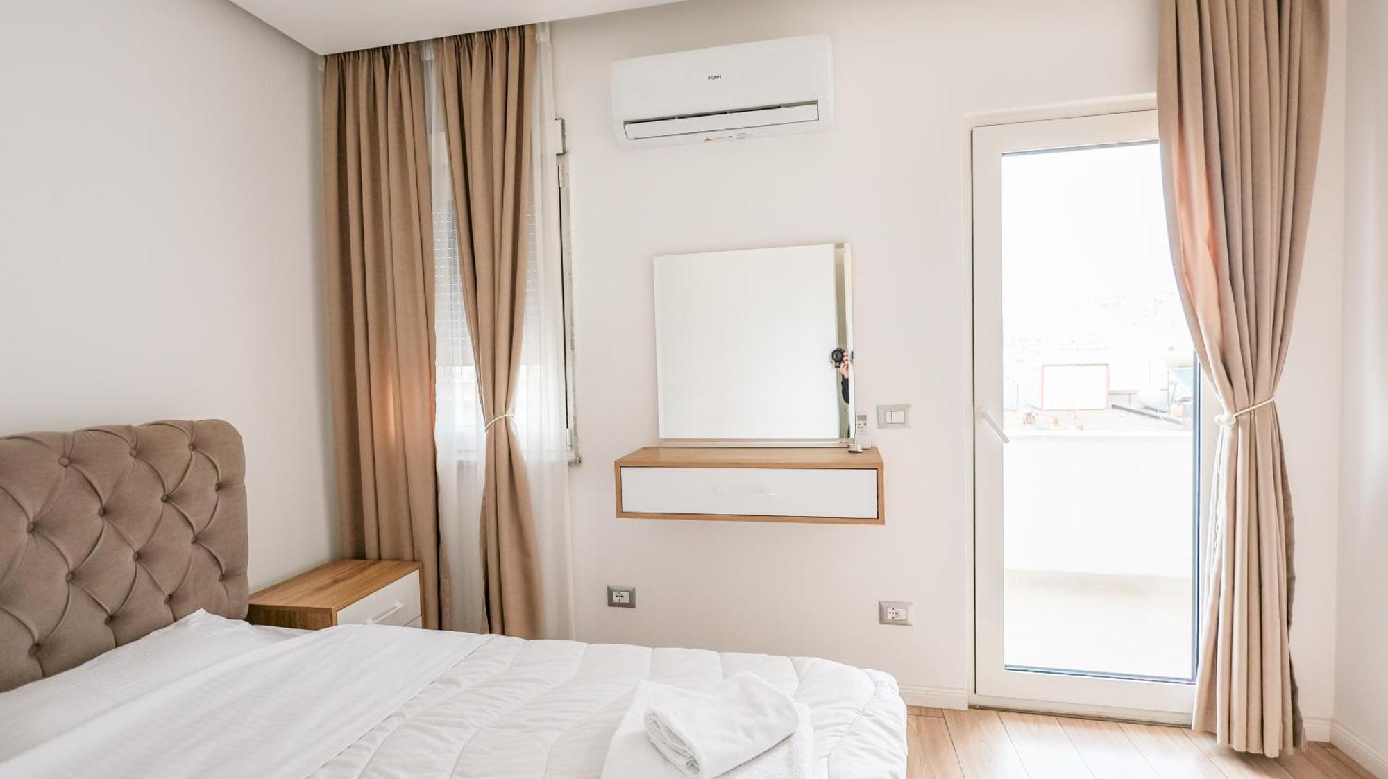 Premium Apartment In The Center ติรานา ภายนอก รูปภาพ